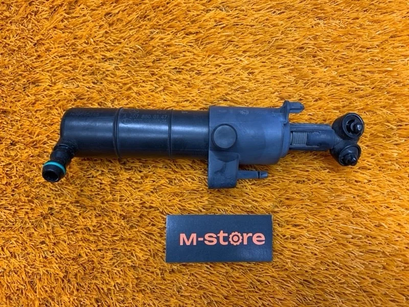 Форсунка омывателя фары Mercedes-Benz E-Class 2010 A2078600147 C207 272.988, левая