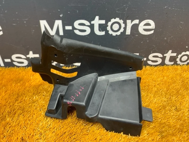 Воздуховод радиатора Volvo XC60 2016 31383685 DZ61 B5254T12, правый