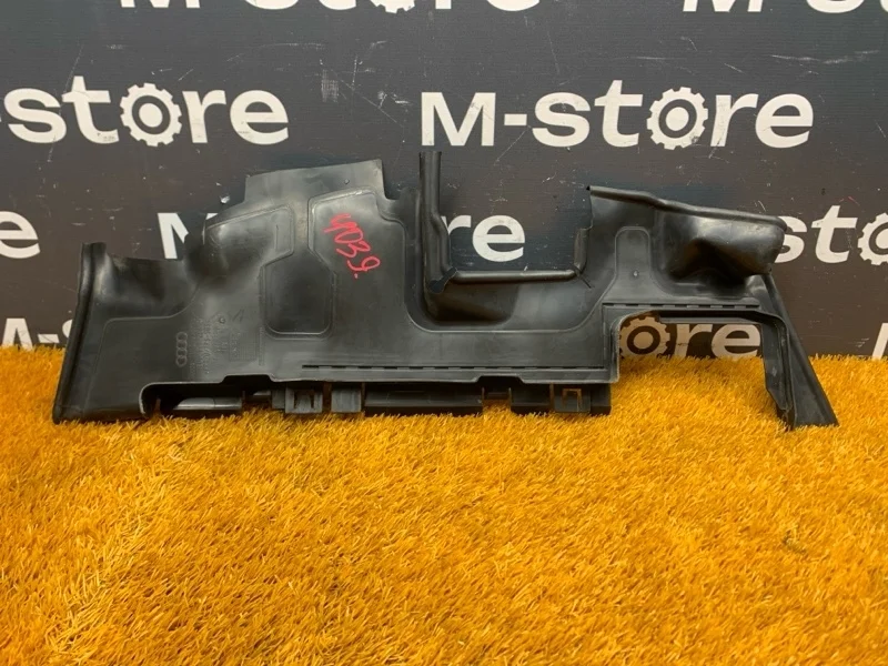 Воздуховод радиатора Audi Q3 2012 8U0121284C 8U CPSA, правый