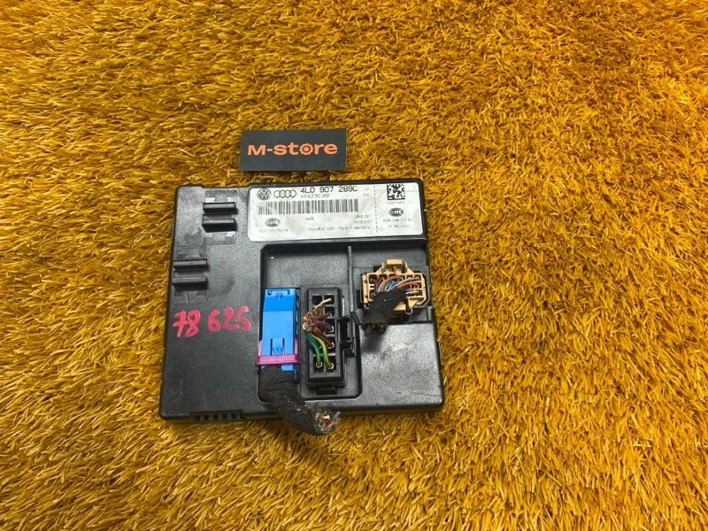Блок комфорта Audi Q7 2007 4L0907289C 4LB BAR