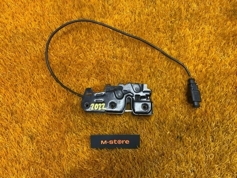 Замок капота Audi A3 2011 8P0823509H 8P CAXC