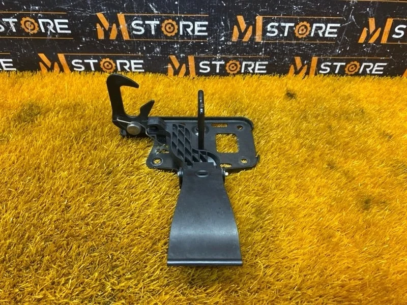 Замок капота Audi A4 2014 8T0823480 B8/8K CDN