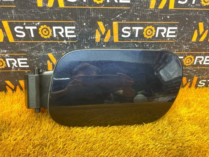 Лючок бензобака Volkswagen Touareg 2013 7P6809857 7P CGRA