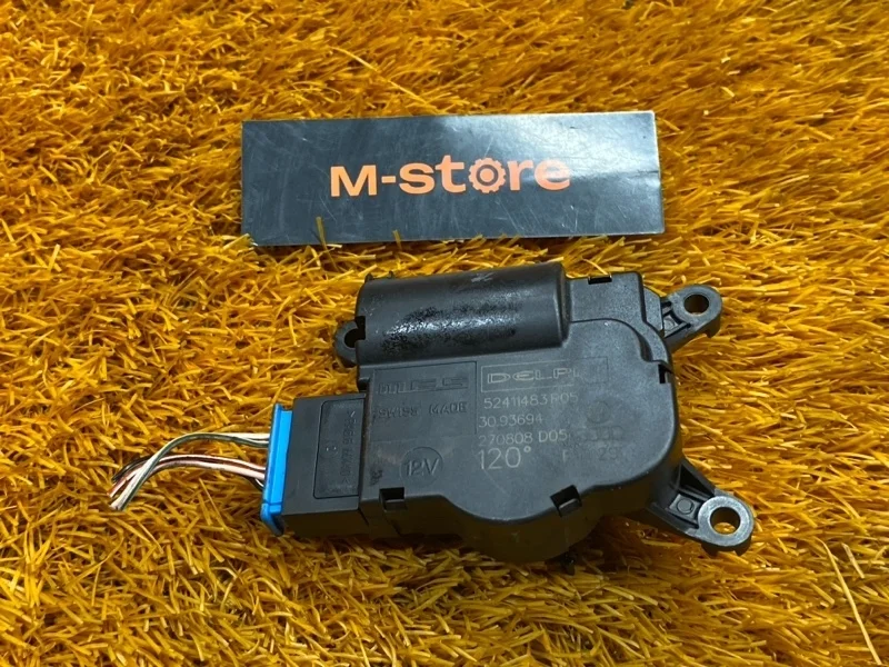 Привод заслонки отопителя Audi Q7 2008 7L0907511AH 4LB BHK