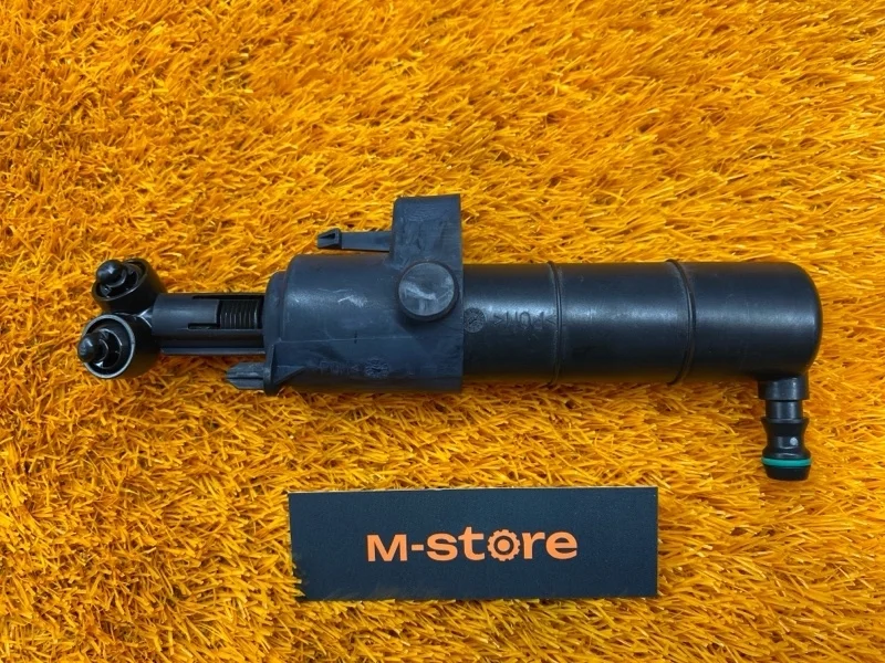 Форсунка омывателя фары Mercedes-Benz E-Class 2010 A2128600147 W212 642.850, левая