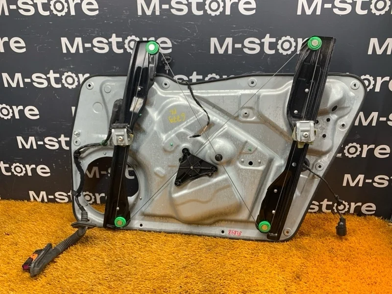 Стеклоподъемник Volkswagen Tiguan 2009 5N0837461 5N CAWB, передний левый