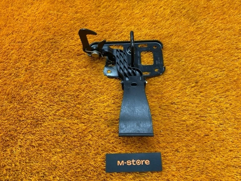 Замок капота Audi A5 2013 8T0823480 8T CDN