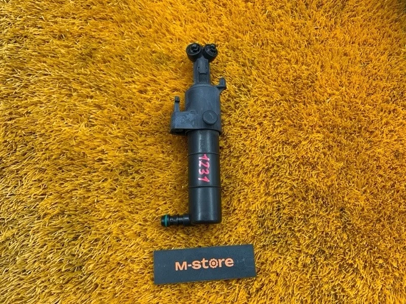 Форсунка омывателя фары Mercedes-Benz E-Class 2012 A2128600047 W212 276.952, правая