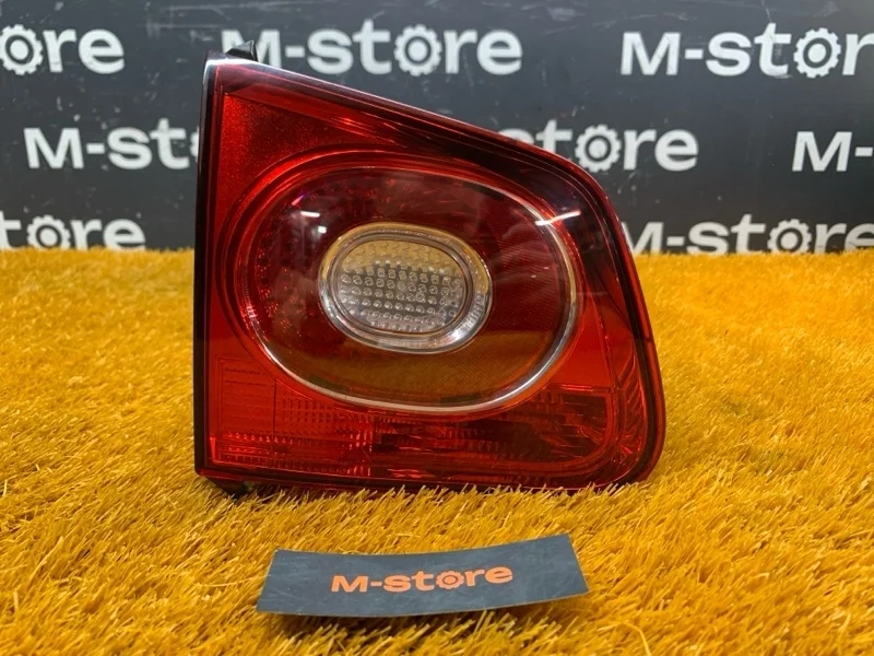 Фонарь крышки багажника Volkswagen Tiguan 2008 5N0945093C 5N CAW, левый