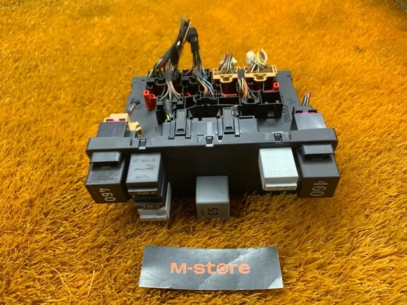 Блок управления бортовой сети Volkswagen Tiguan 2008 3C8937049E 5N CAW