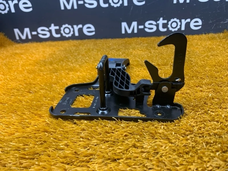 Замок капота Audi Q5 2014 8R0823480A 8R CNC