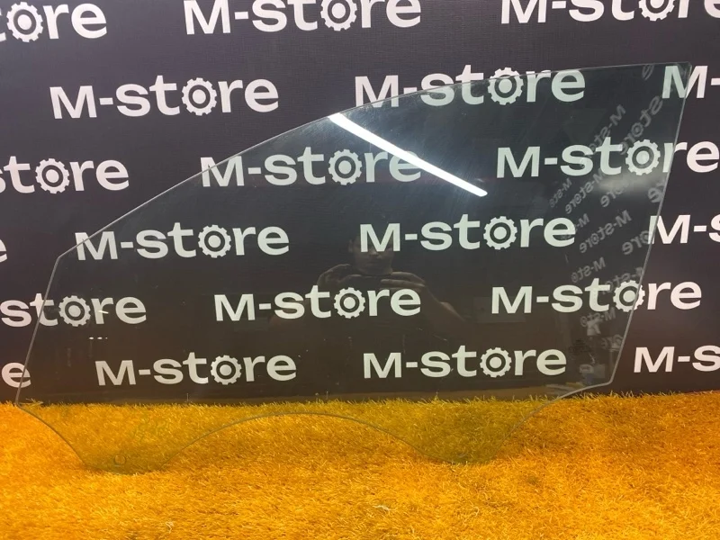 Стекло боковое Audi A4 2012 8K0845201D B8/8K CDN, переднее левое