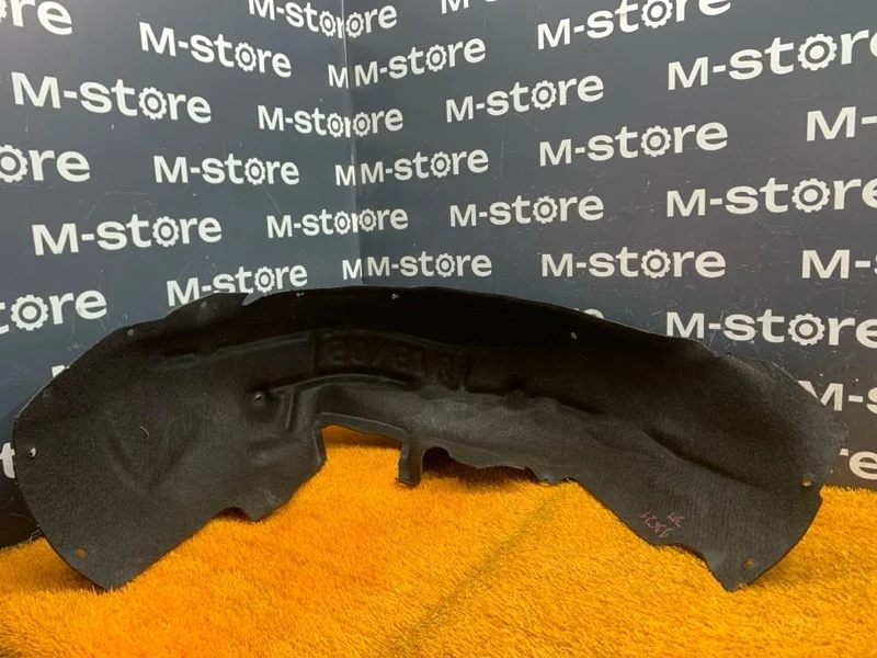 Подкрылок BMW 1-Series 2012 51717241858 F20 N13B16A, задний правый
