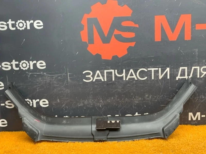 Накладка замка капота Audi Q7 2011 4L0807081 4LB CJT