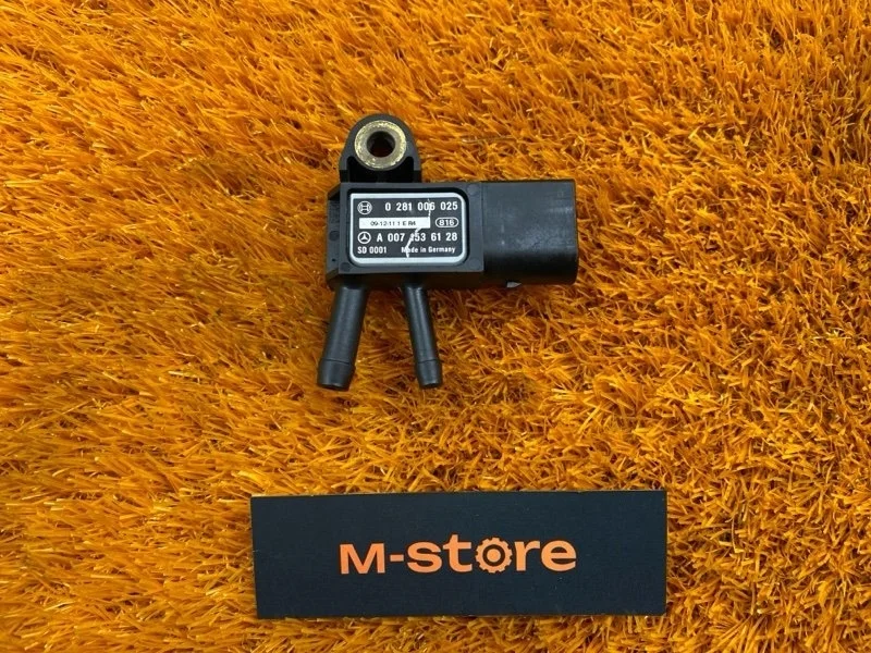 Датчик давления выхлопных газов Mercedes-Benz E-Class 2010 A0071536128 W212 642.850