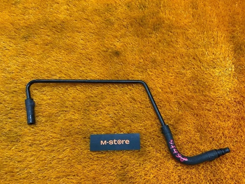 Патрубок расширительного бачка Mercedes-Benz C-Class 2003 A2035010025 W203 271.946