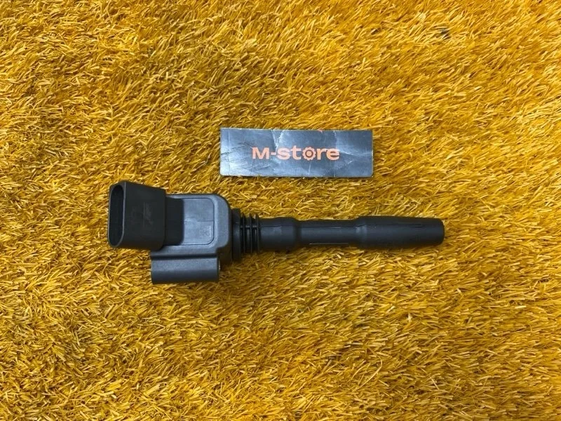 Катушка зажигания Audi A4 2015 06H905110G B9/8W CVK