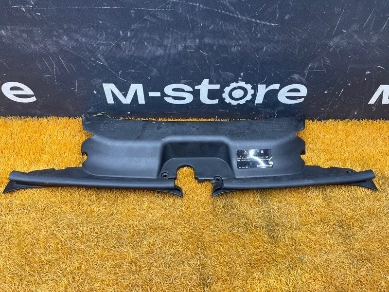 Накладка замка капота Bmw X3 2006 13713402286 E83 M54B30 (306S3)