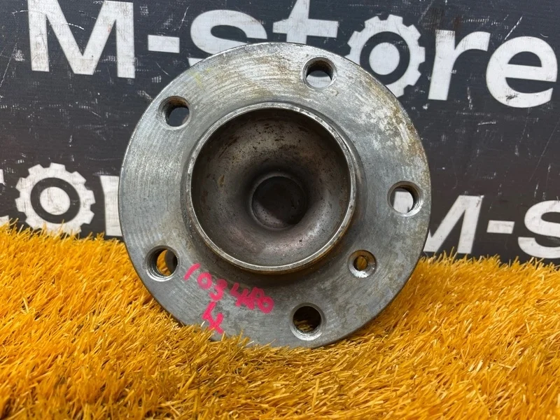 Ступица Bmw 5-Series 2012 31206872888 F10 N20B20A, передняя правая