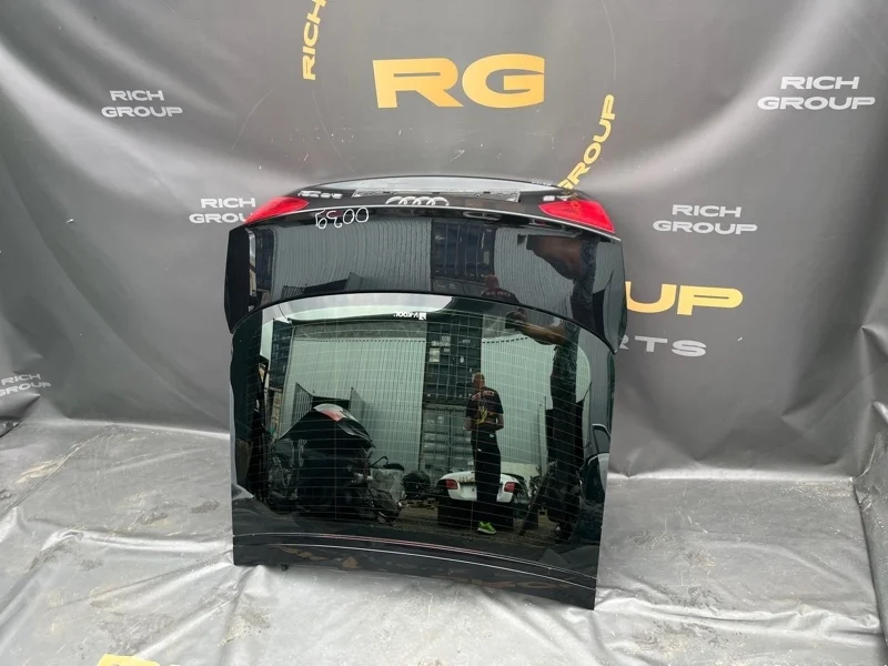 Крышка багажника Audi A5 2013 8T8827025 8TA CGLC