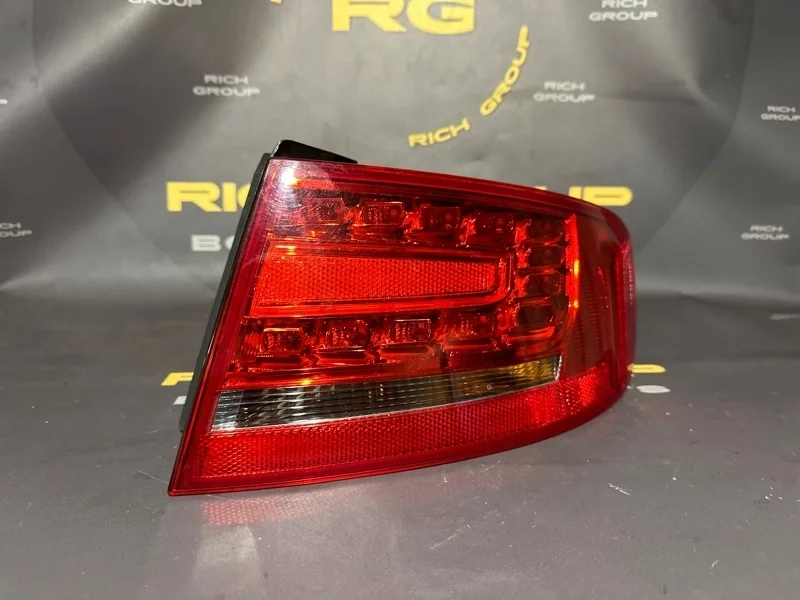 Стоп-сигнал Audi A4 2010 8K5945096K 8K2 CAEB, правый