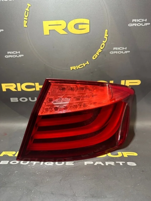 Стоп-сигнал BMW 5-Series 2010 63217203230 F10 N52B30A, правый