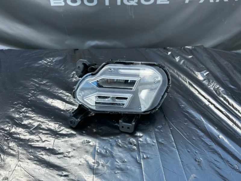 Противотуманная фара Kia Sorento 2020 92202P2000, правая