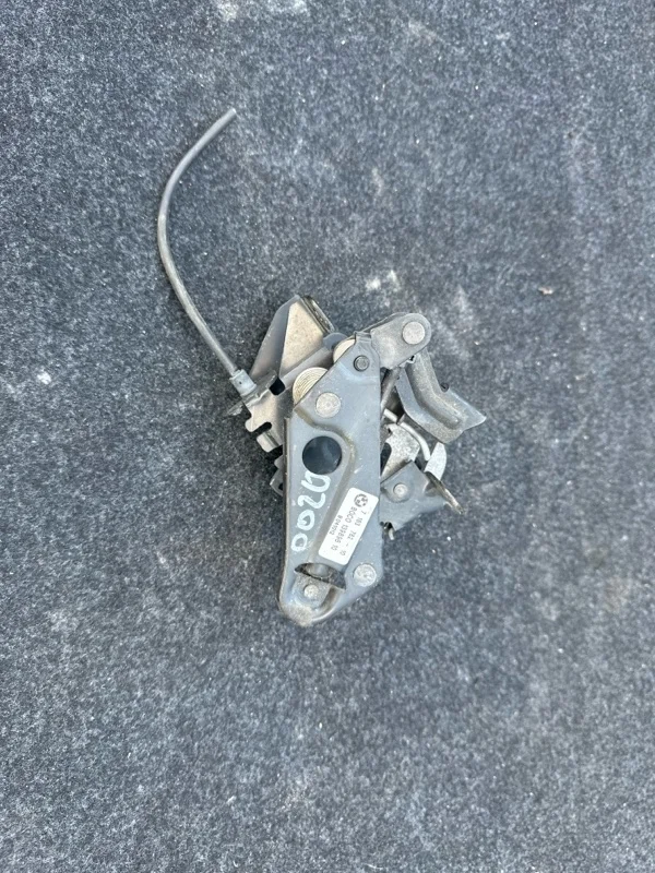 Замок капота BMW 7-Series 2012 51237183762 F02 N57D30А