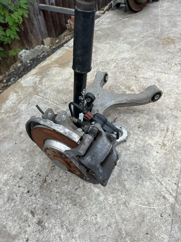 Ступица Audi A6 2013 8R0615301 4G2 CGLC, задняя правая