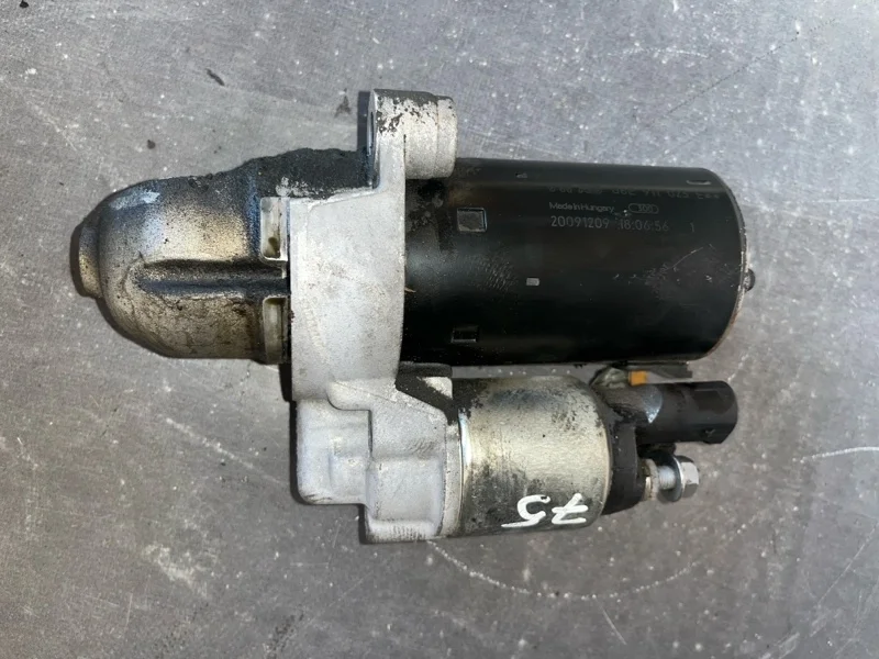 Стартер Audi A6 2010 06E911023E C6 CCA