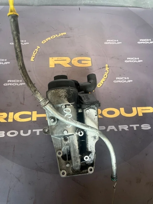 Корпус масляного фильтра Volvo C30 2010 30788494 MK B5244S4