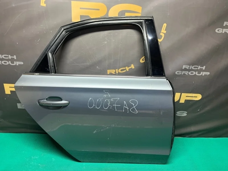 Дверь боковая Audi A8 2010 4H0833052C D4 CDRA, задняя правая