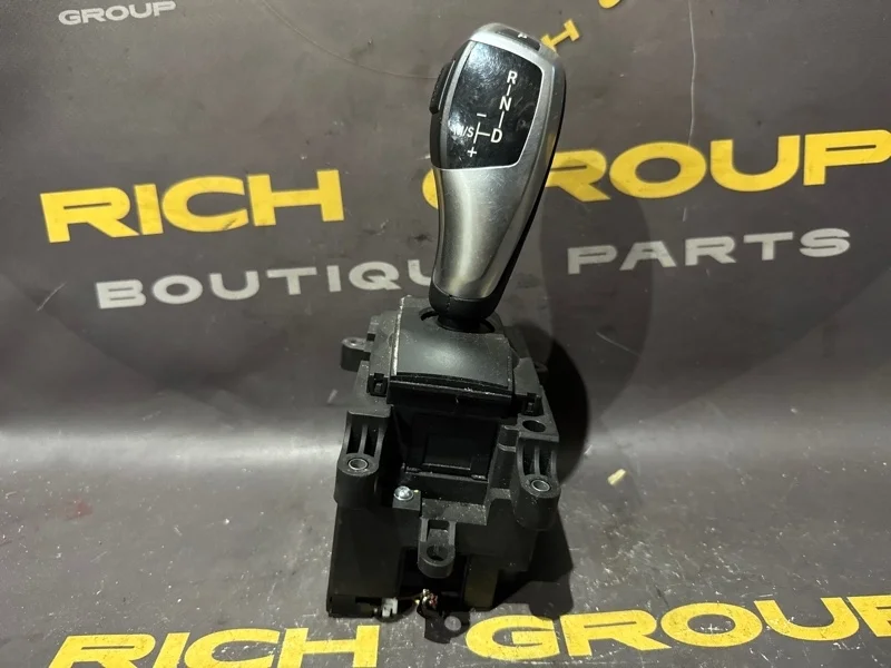 Селектор АКПП BMW 5-Series 2011 61317950390 F10 N47D20C