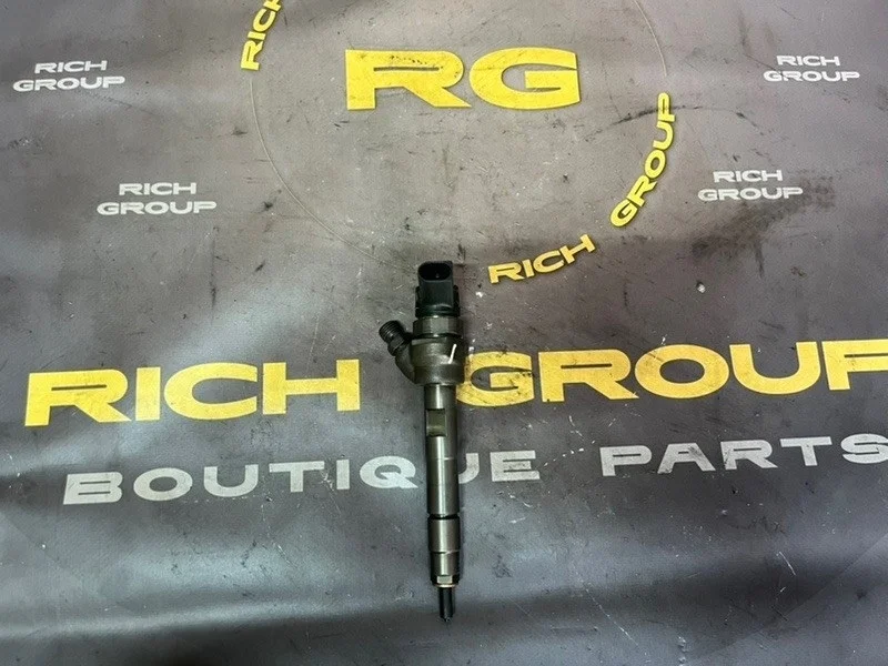 Форсунка топливная BMW 5-Series 2011 13537810702 F10 N47D20C