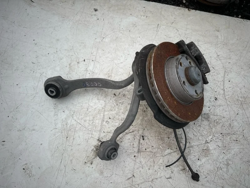 Ступица Mercedes-Benz E-Class 2014 A2123300025 W212 OM651, передняя правая