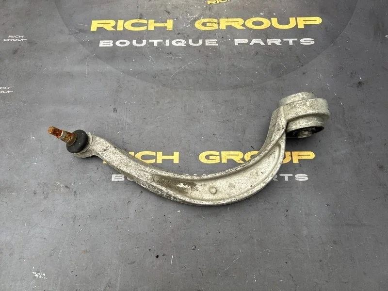 Рычаг подвески нижний Audi A6 2012 4G0407693J C7 CDUC, передний левый