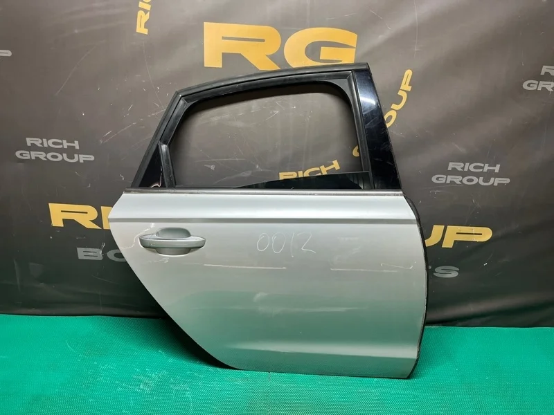 Дверь боковая Audi A6 2013 4G5833052 4G2 CGLC, задняя правая
