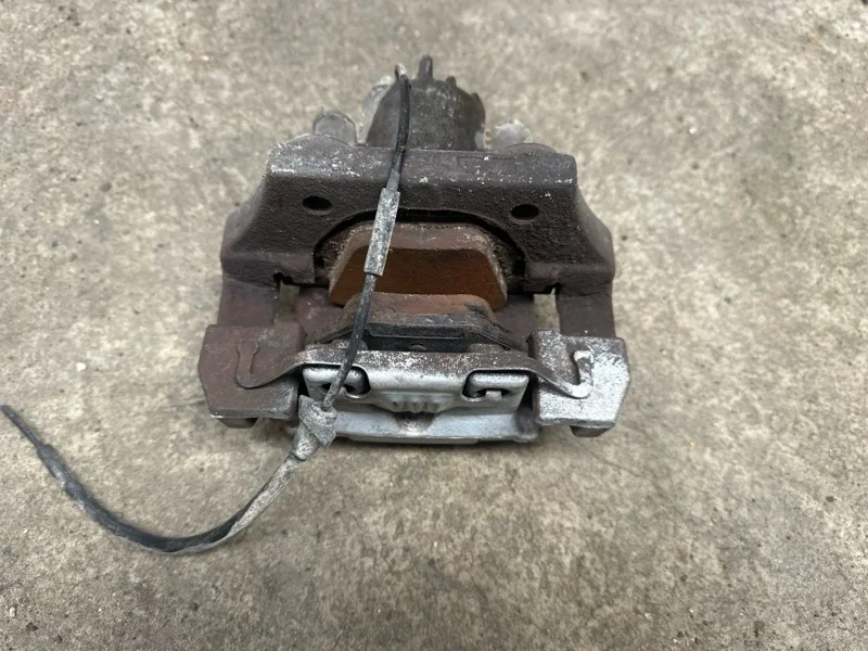 Суппорт тормозной BMW 5-Series 2009 34216758058 E60 N52B25A, задний правый