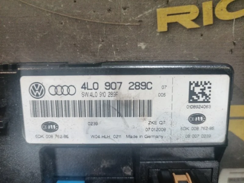 Блок комфорта Audi Q7 2008 4L0907289C 4L BTR