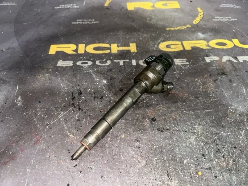 Форсунка топливная BMW 7-Series 2012 13537810702 F02 N57D30А