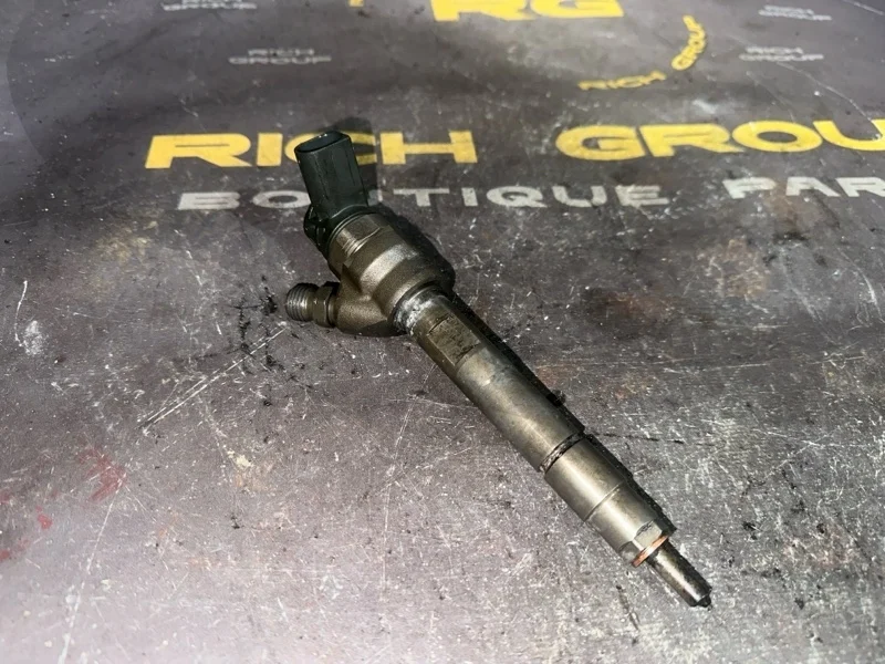 Форсунка топливная BMW 7-Series 2012 13537810702 F02 N57D30А