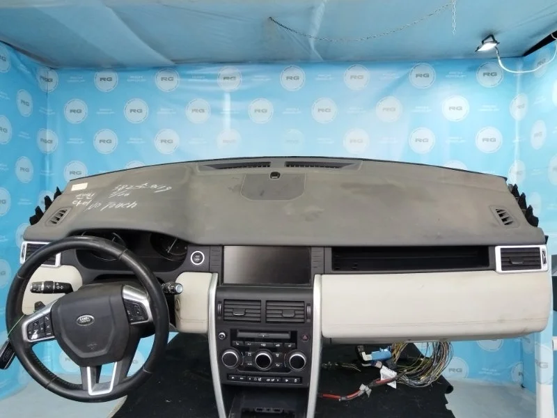 Торпедо Land Rover Discovery Sport 2016 LR083772 L550 204DT