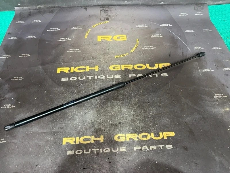 Амортизатор капота Audi A4 2010 8T082335902S 8K2 CAEB