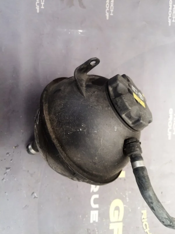 Бачок расширительный Bmw X3 2012 17138616418 F25 N47D20C