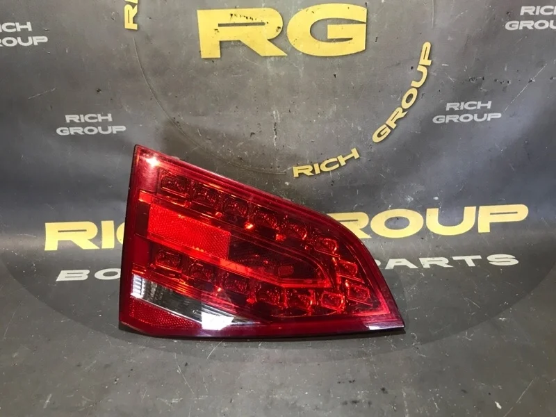 Стоп-сигнал Audi A4 8K5945094K, задний левый