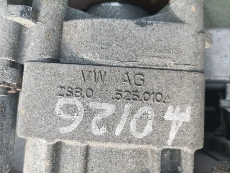 Редуктор моста Volkswagen Tiguan 11.09.2012 0AY525010L NF CFFB, задний