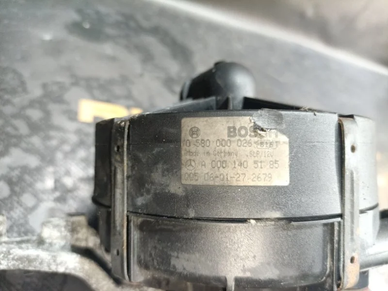 Насос продувки катализатора Mercedes-Benz M-Class A0001405185 W164 272.967