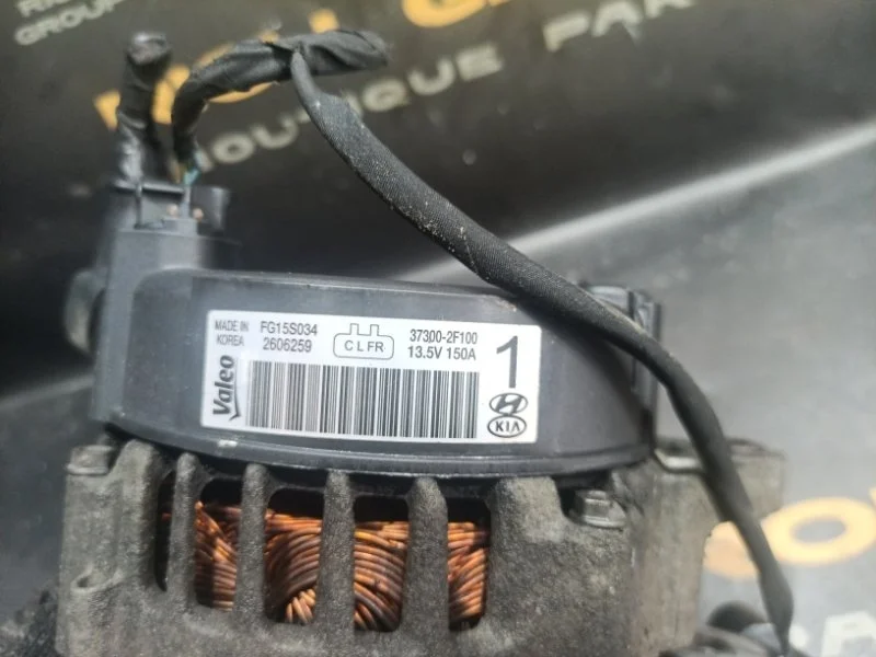 Генератор Kia Carnival 2013 373002F100 VQ D4HB