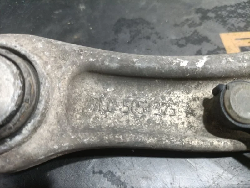 Рычаг подвески верхний Porsche Cayenne 2008 7L0505375A 957 M55.01, задний левый