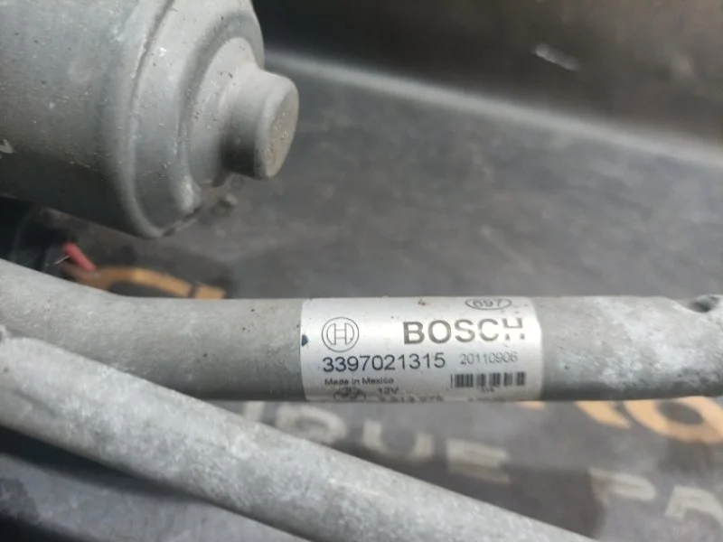 Трапеция дворников BMW X3 19.09.2011 61617213275 F25 N52B30AF, передняя